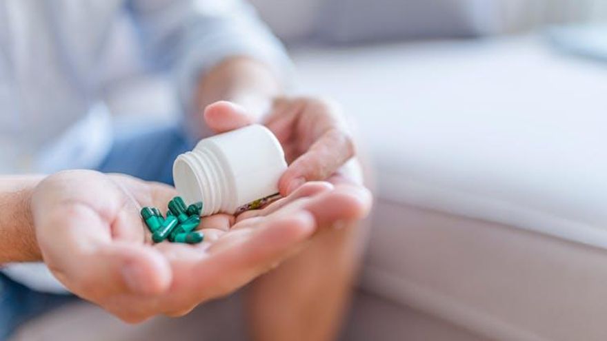 Atajar la automedicación es esencial para prevenir la creación de supermicrobios