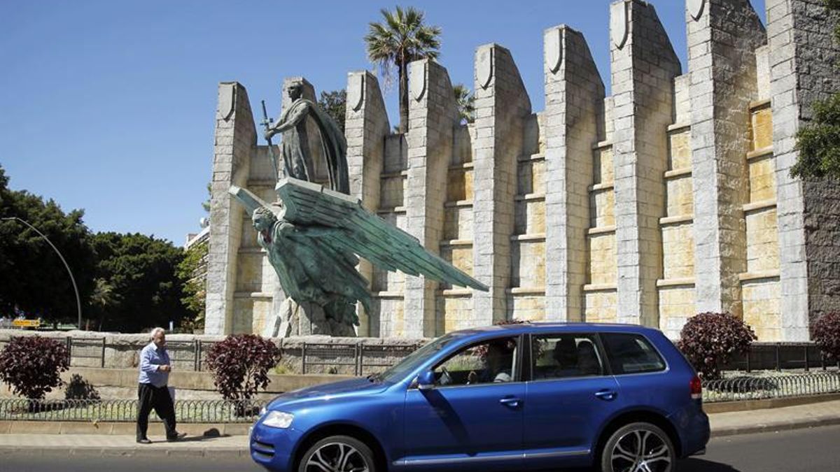 Monumento a Franco en Santa Cruz de Tenerife.