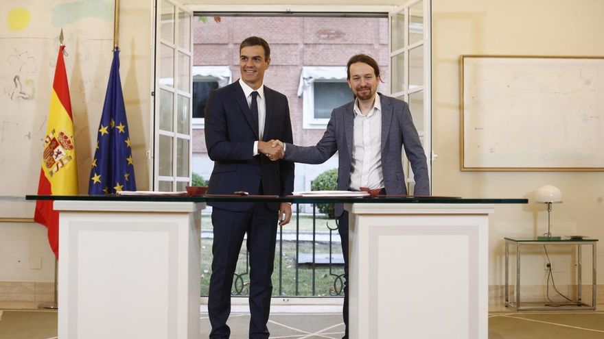 Sánchez e Iglesias pactan subir el salario mínimo a 900 euros e incrementar al 1% el impuesto de patrimonio a partir de 10 millones