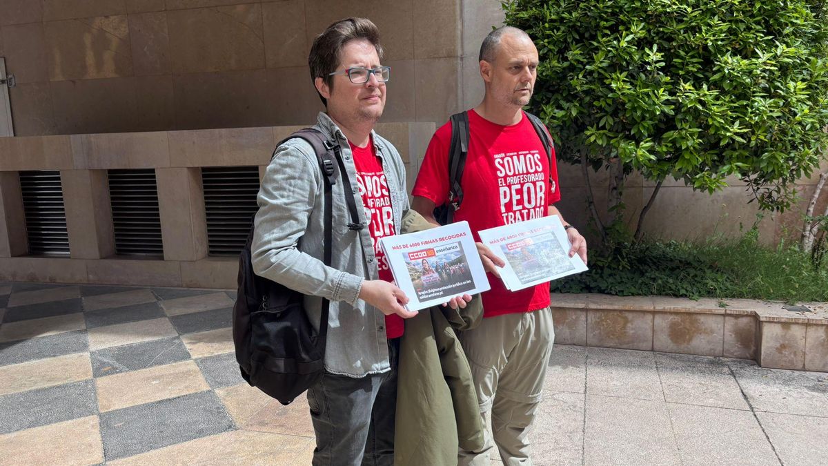 El sindicato CCOO ha presentado las firmas recogidas