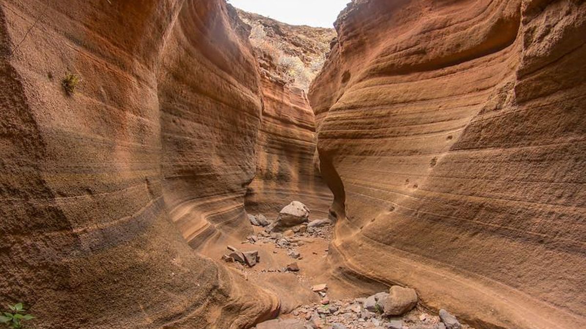 Una senderista, en estado grave tras caer varios metros por un barranco en Gran Canaria