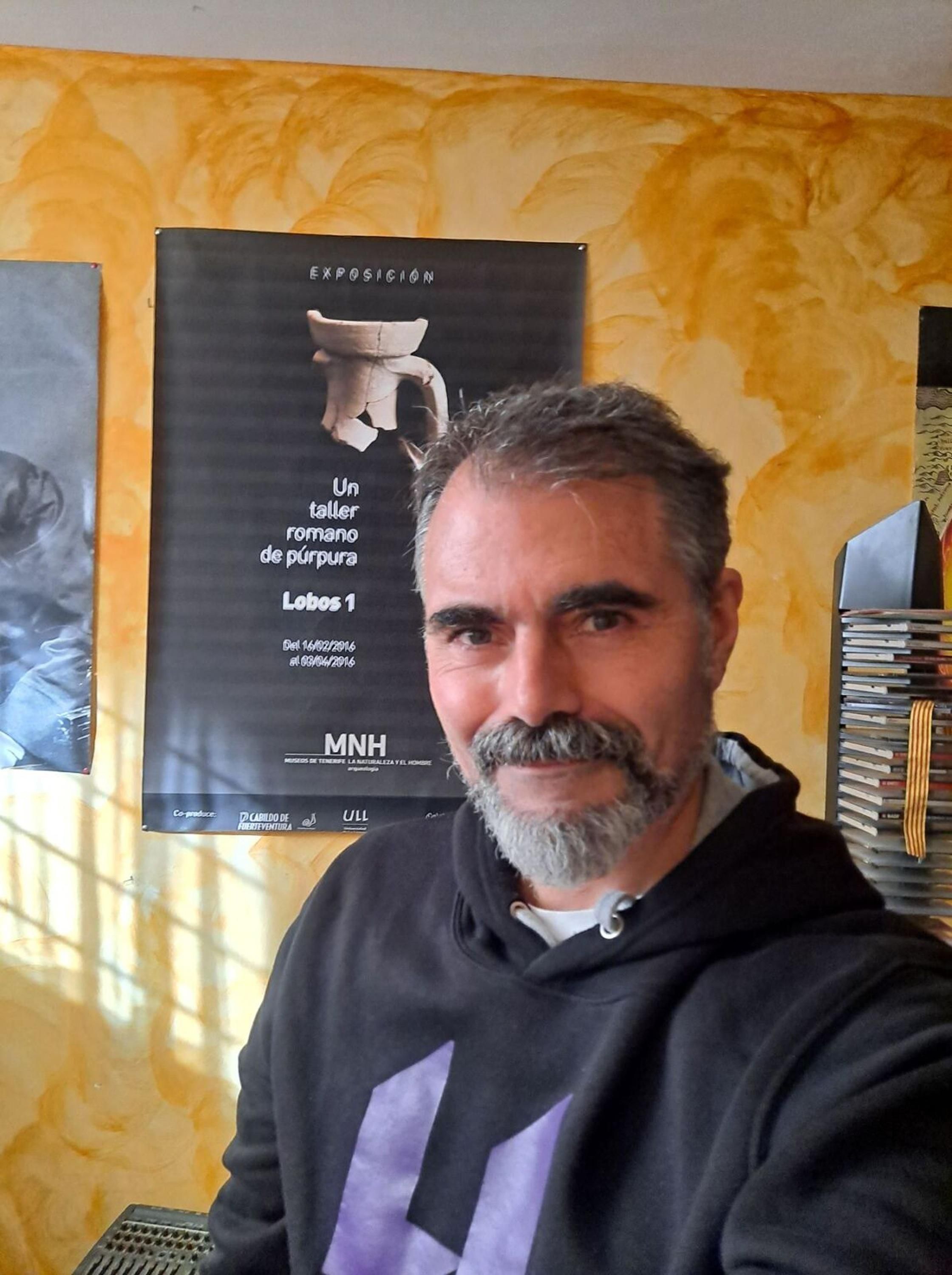 Ramón Cebrian Guimerá, arqueólogo y único investigador, hasta ahora, que ha realizado una tesis doctoral sobre la factoría de púrpura de Lobos