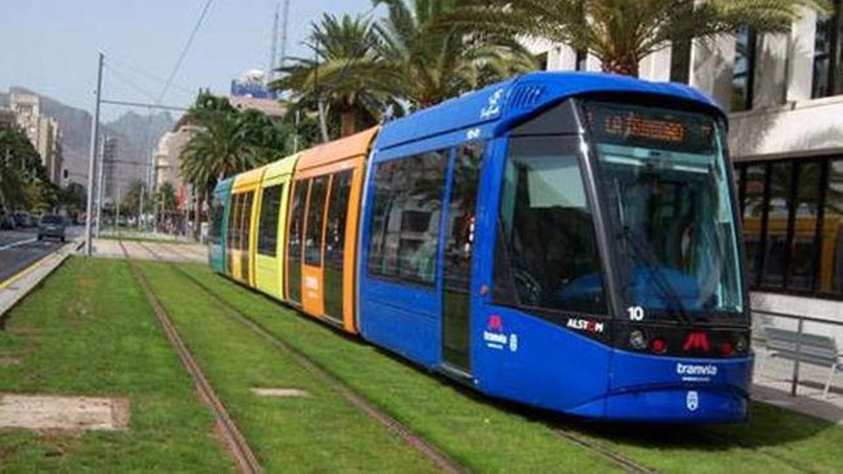 La huelga de los trabajadores del Tranvía de Tenerife continúa este lunes