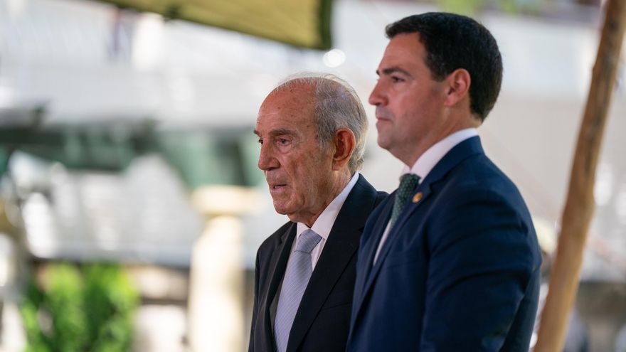 Pradales encabeza un homenaje al lehendakari Garaikoetxea: "Construyó los pilares de la Euskadi del futuro"