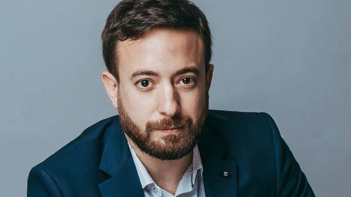 Agustín Laje, uno de los referentes de la nueva derecha, estará a cargo de la fundación libertaria.