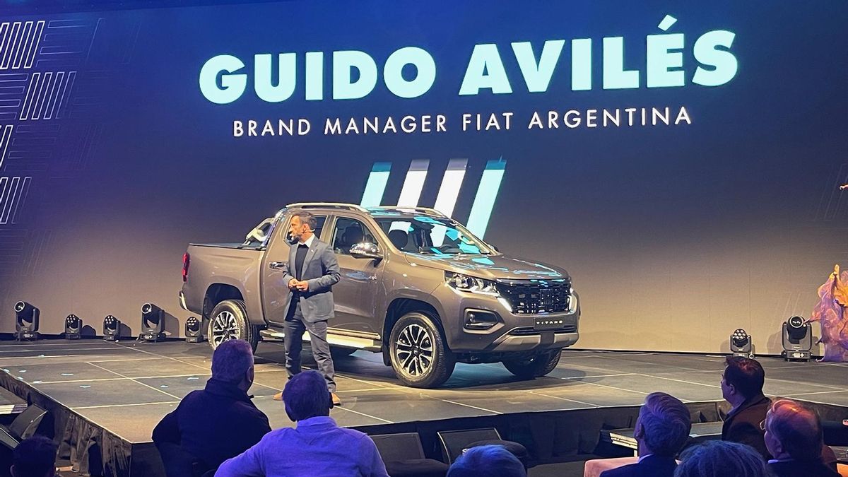Guido Aviles, el flamante Brand Manager de Fiat Argentina, haciendo la presentación de la nueva Titano.