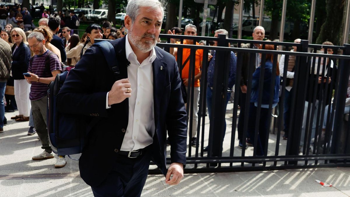 El presidente de Canarias, Fernando Clavijo. EFE/ Javier Lizon