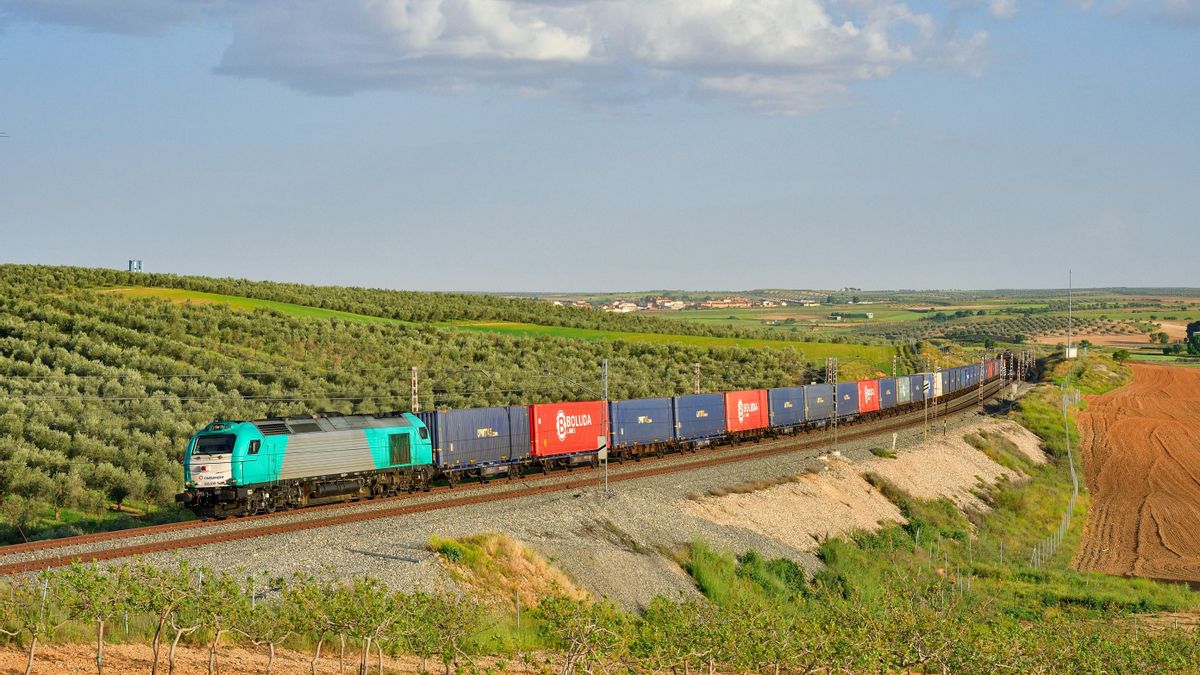 Un tren en movimiento