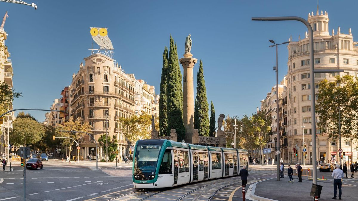 Viaje inaugural del tranvía de Barcelona en el nuevo tramo de la Diagonal