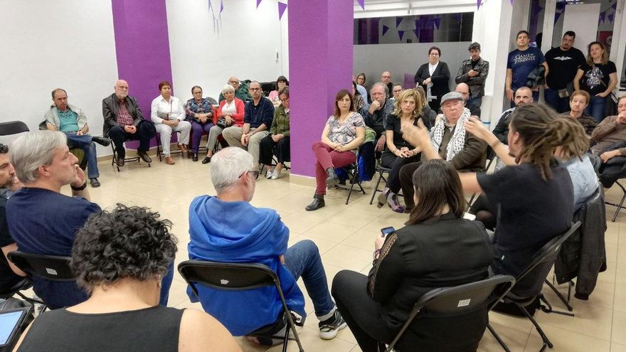 Alberto Rodríguez y Ana Marcello celebran un encuentro con la militancia en Santa Cruz de Tenerife. 