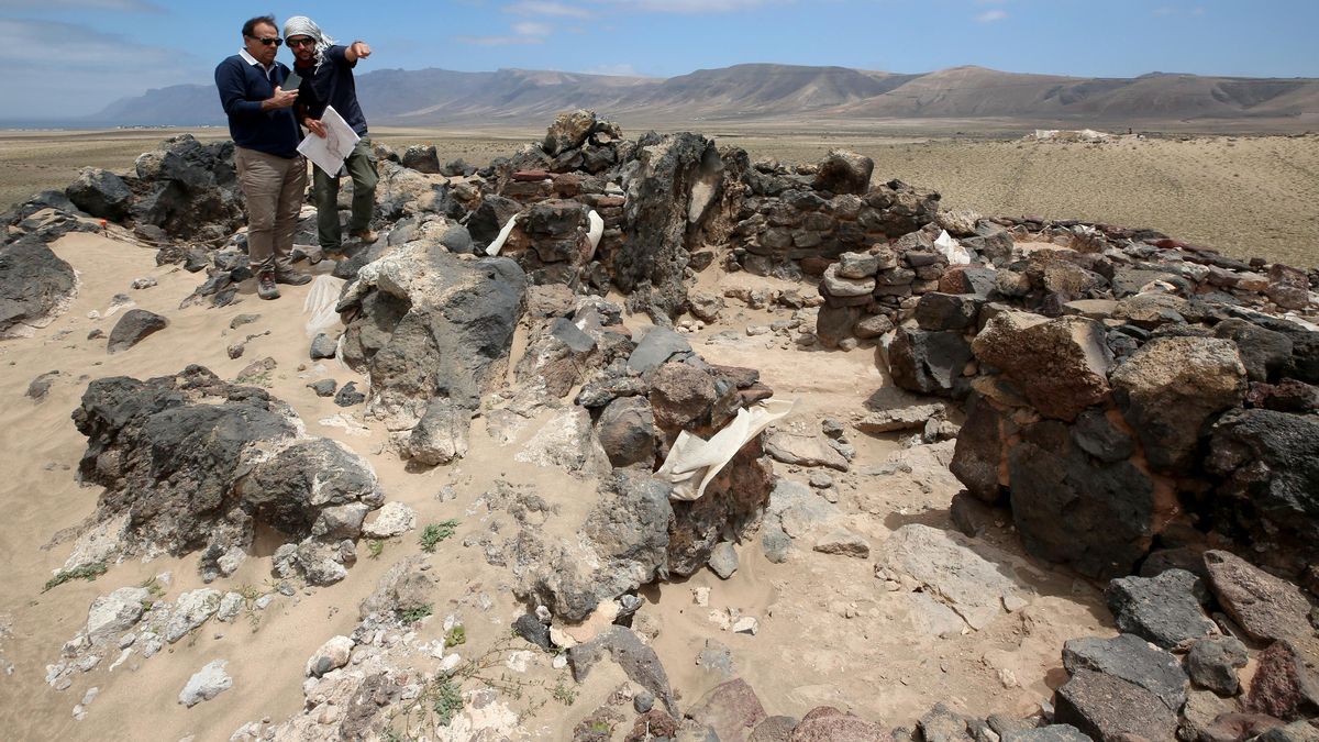 Lanzarote fue la primera isla en ser colonizada, al menos atesora la datación más antigua. En la imagen, Fiquinineo,  habitado durante cerca de mil años.