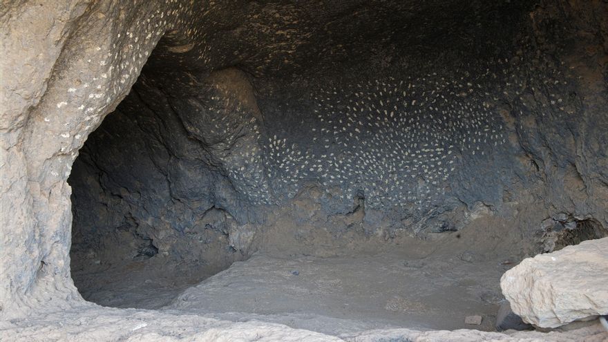 La Cueva de las Estrellas, en Acusa (Gran Canaria). Un espacio singular del que se desconoce su significado. No hay ningún recinto similar en el Archipiélago
