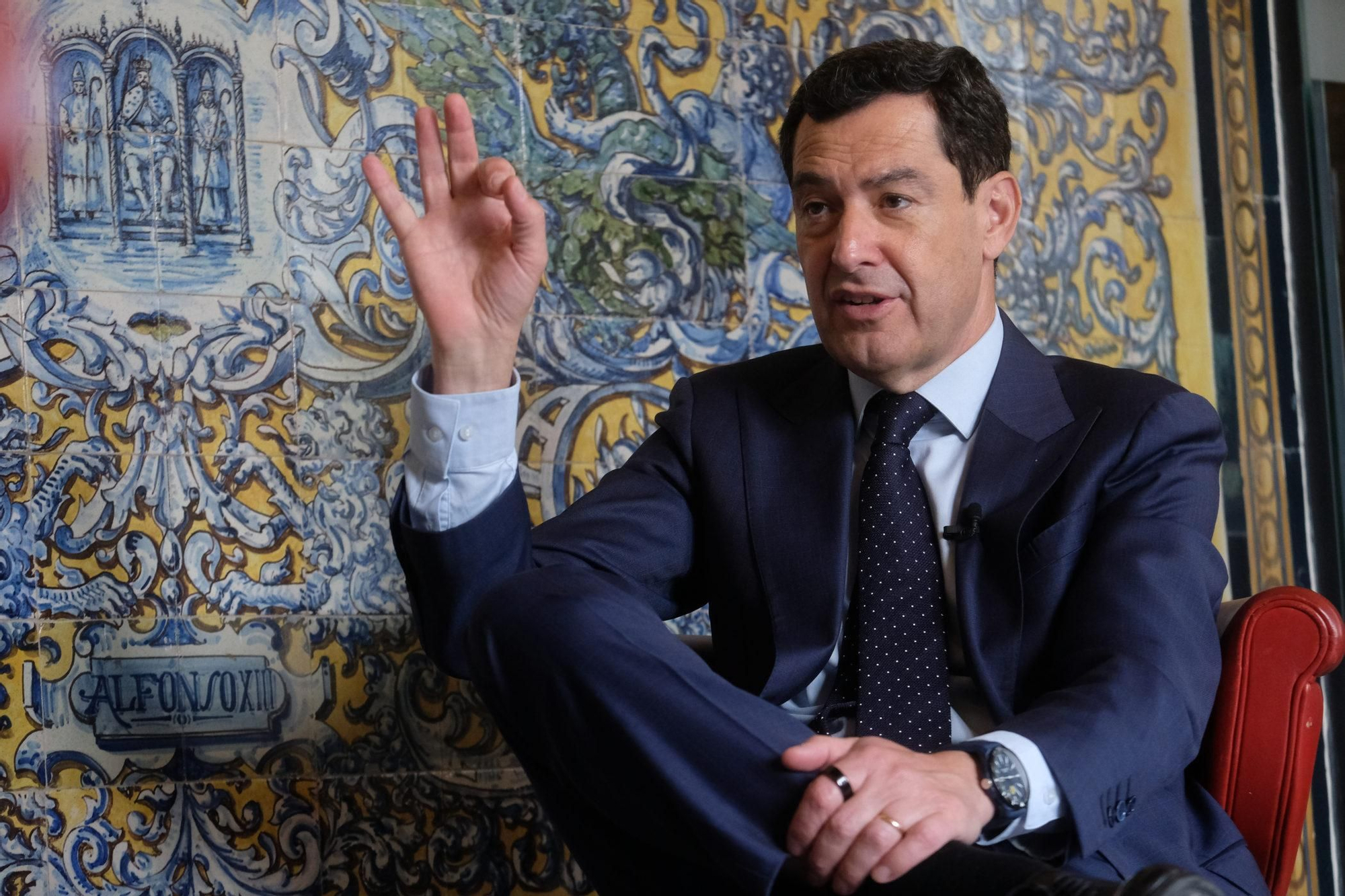 Juanma Moreno, durante la entrevista con elDiario.es.