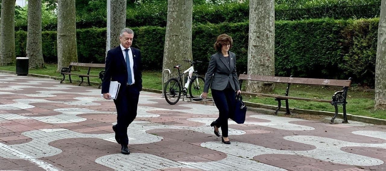 24 de abril: Explicaciones en el Parlamento