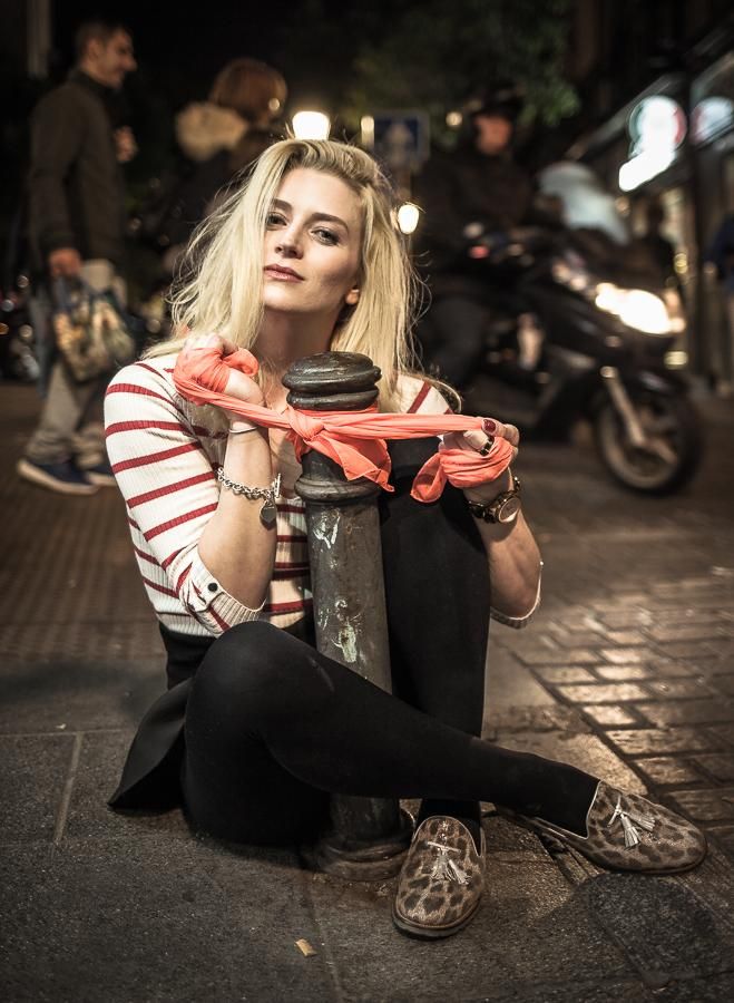 Nueve años de retratos en el bolardo más fotografiado de Madrid