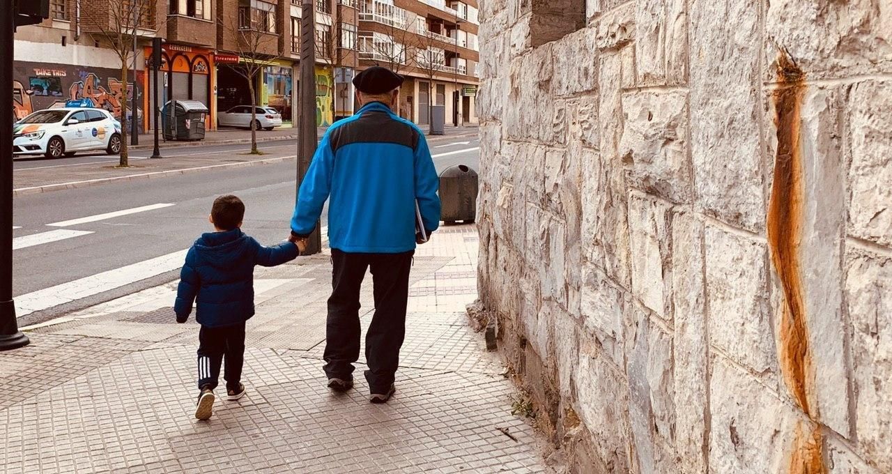 11 de marzo: Los niños, con los abuelos