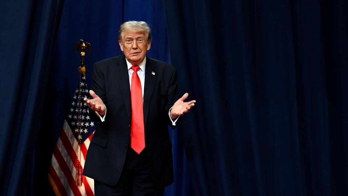El presidente de Estados Unidos, Donald Trump, en la escuela The Villages Charter School el 1 de mayo de 2026 en The Villages, Florida.
