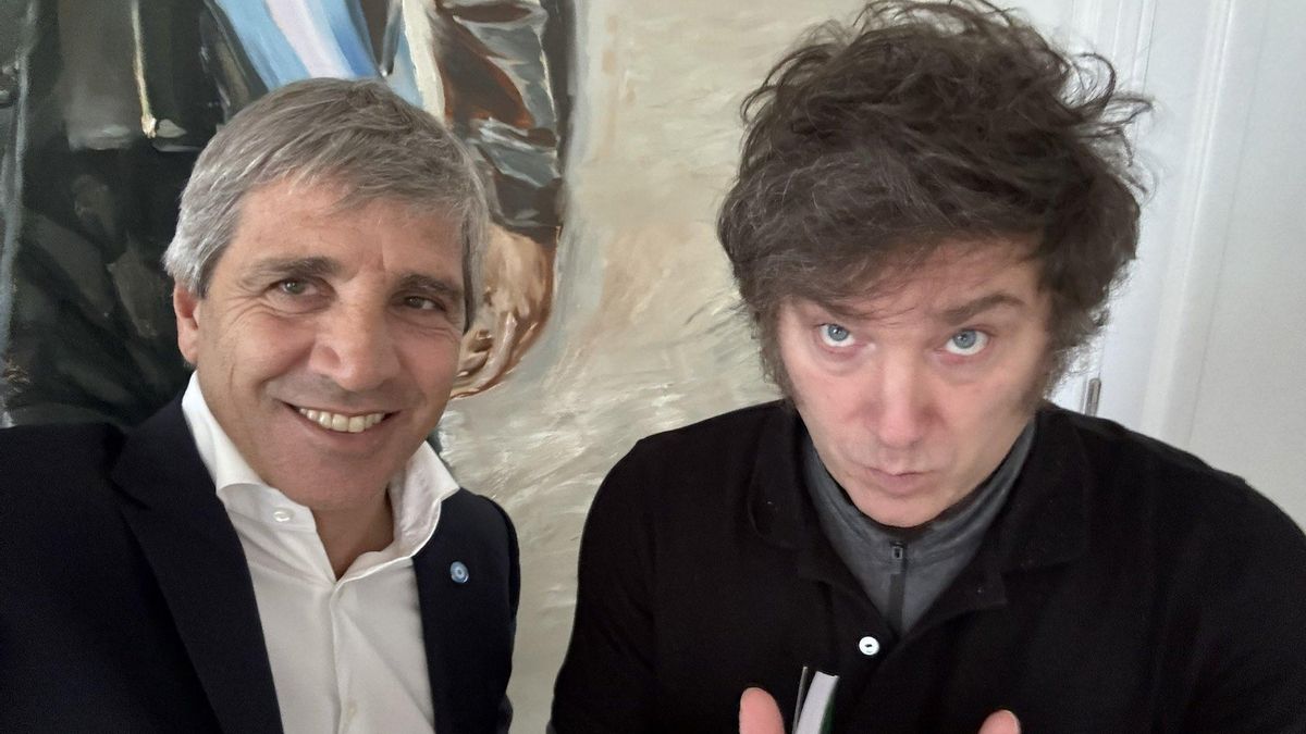 Luis Caputo y Javier Milei.