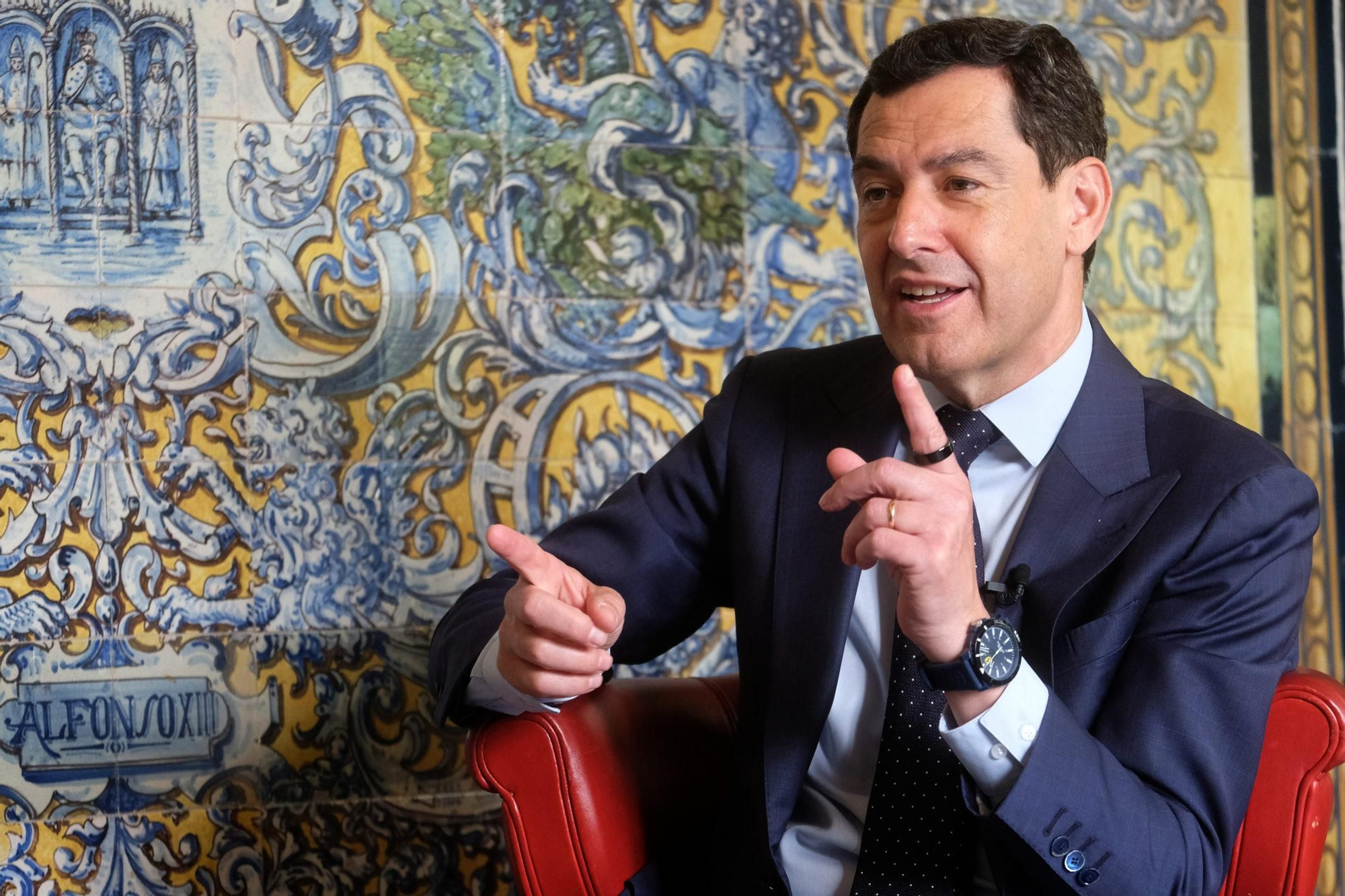Juanma Moreno, durante la entrevista con elDiario.es.
