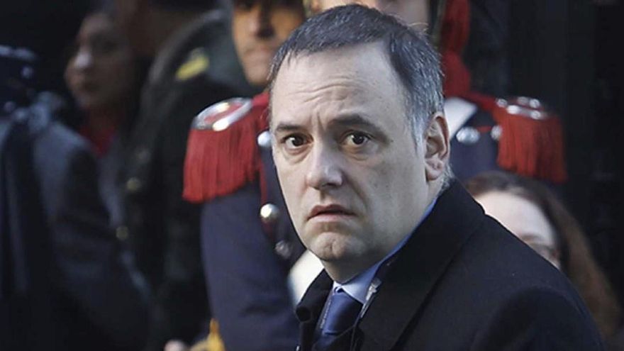 La ruta del dinero Adorni: cómo acumuló propiedades, viajes de lujo y deudas inexplicables desde que asumió con Milei