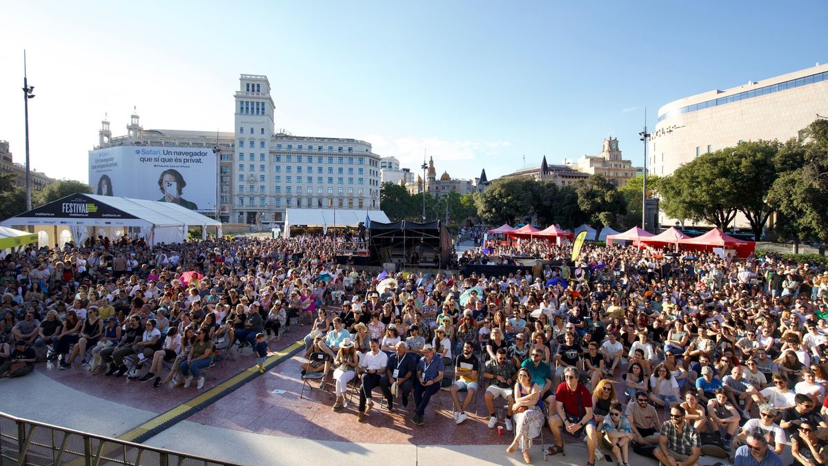 La plaza Catalunya se ha llenado para los distintos actos del FIC