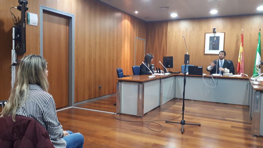 La acusada, en el juzgado | N.C.