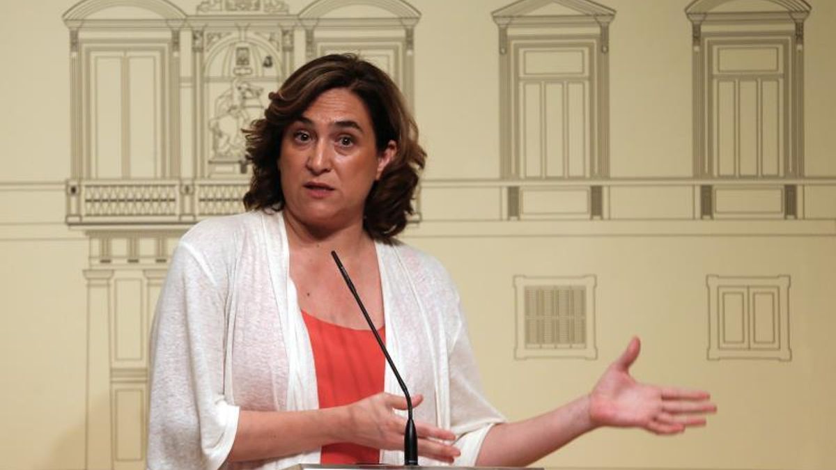 Colau denuncia una "campaña de alarmismo" sobre la seguridad en Barcelona