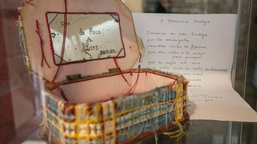 Paco Bedoya confeccionó a Leles un joyero con una caja de puros en la prisión.