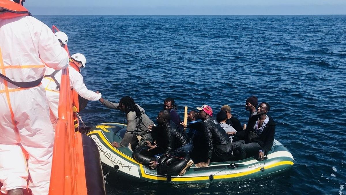 El número de inmigrantes interceptados hasta agosto en las costas andaluzas desciende en un 52% con respecto a 2018