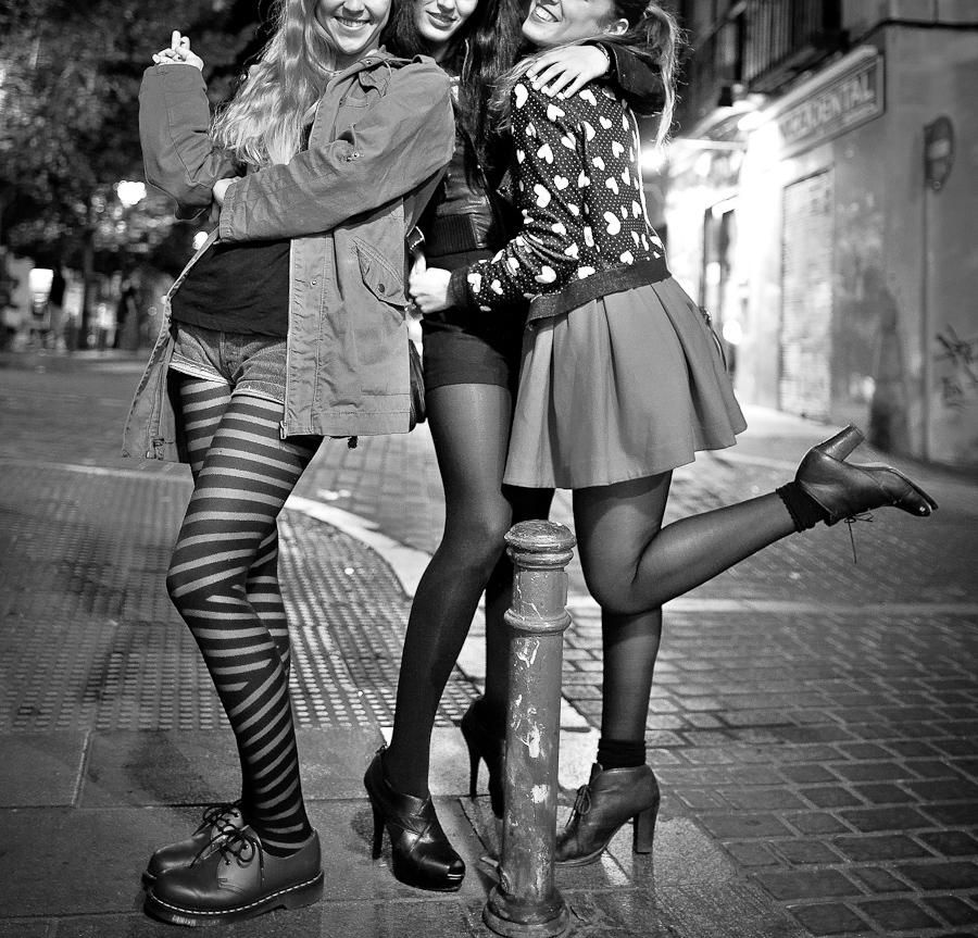 Nueve años de retratos en el bolardo más fotografiado de Madrid