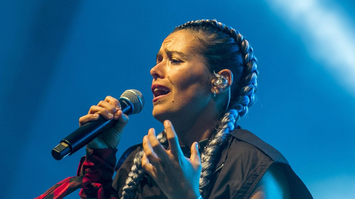 Imagen de archivo de la cantante Isabel Aaiún. EFE/Javier Cebollada