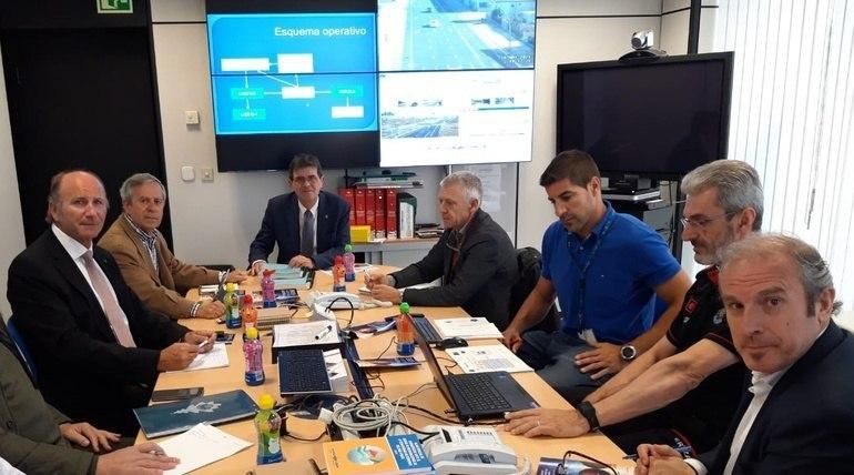 5 de mayo: Dimite el director de Emergencias
