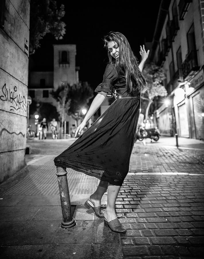 Nueve años de retratos en el bolardo más fotografiado de Madrid