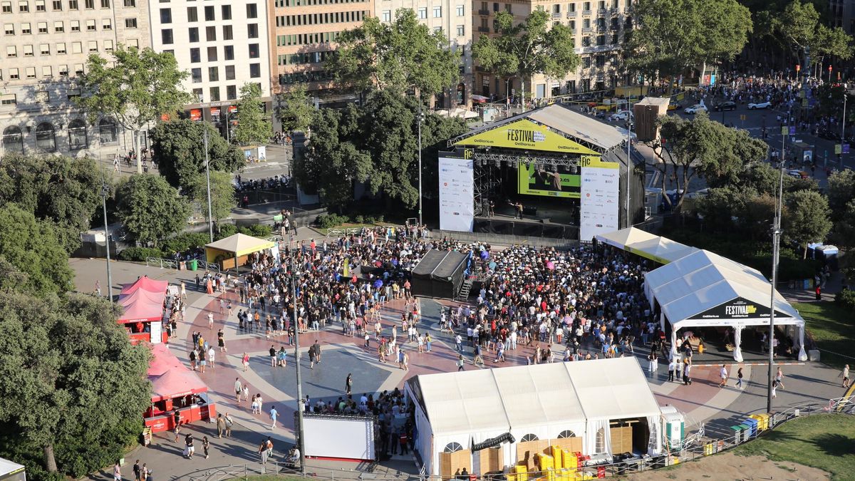 Vista desde las alturas de la plaza Catalunya