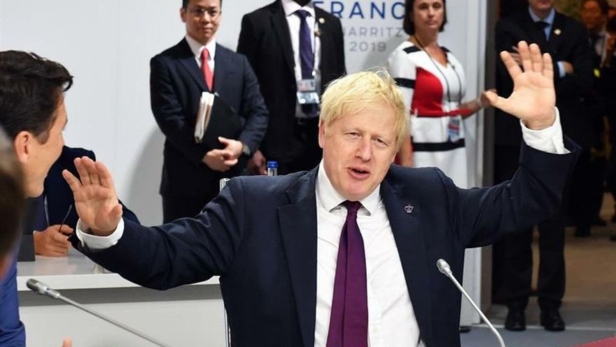 Johnson busca asesoramiento legal para clausurar el parlamento, según la prensa